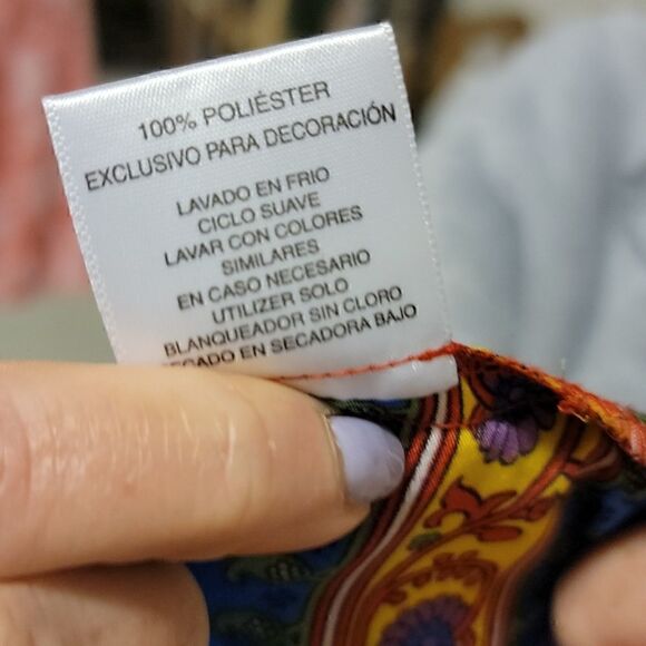 rebecca Malone Medium V-Neck Patterned Top size medium - Picture 7 of 9